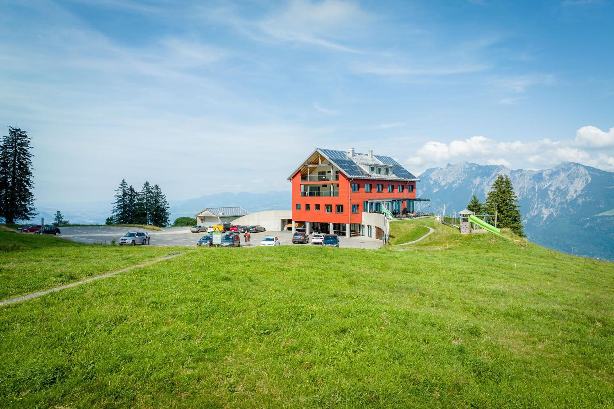 Hotel Restaurant Berghaus Malbun Buchserberg 布克斯 外观 照片